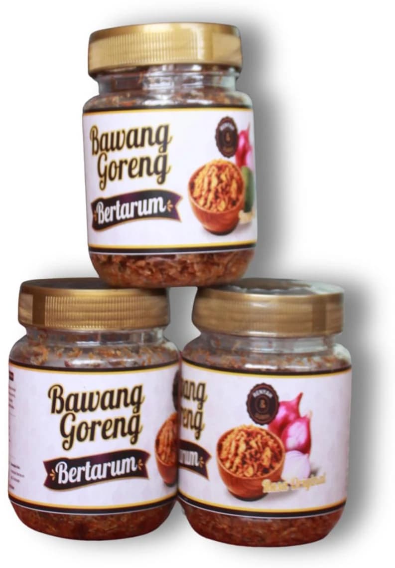 Tiga toples Bawang Goreng BERTARUM bertumpuk, isian bawang goreng terlihat lewat kaca bening.